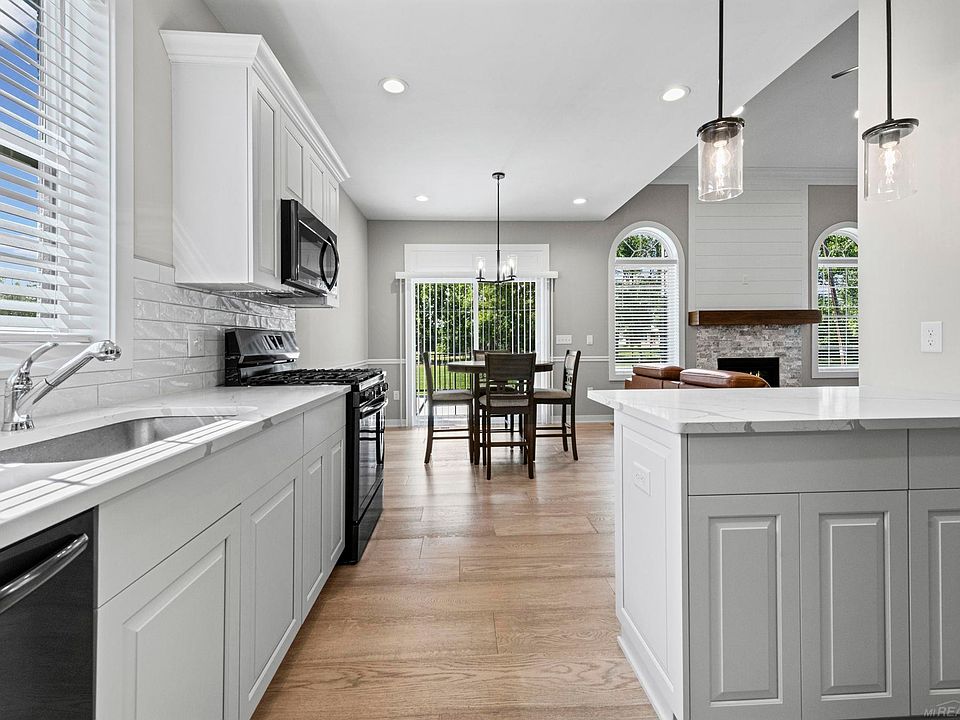 16612 Via Villagio Dr, photo 18