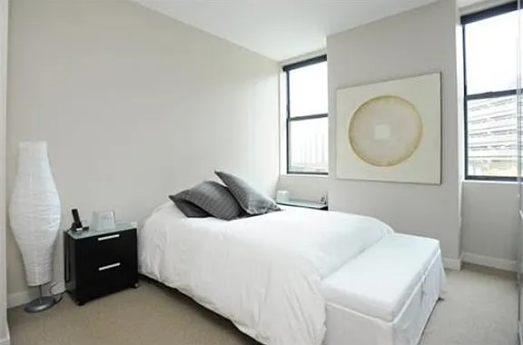 2 bed, 1011 sqft, $5,000 — Photo 4