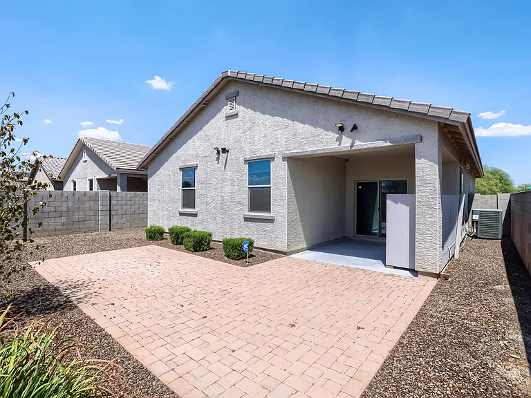8404 N 62nd Dr — Photo 11