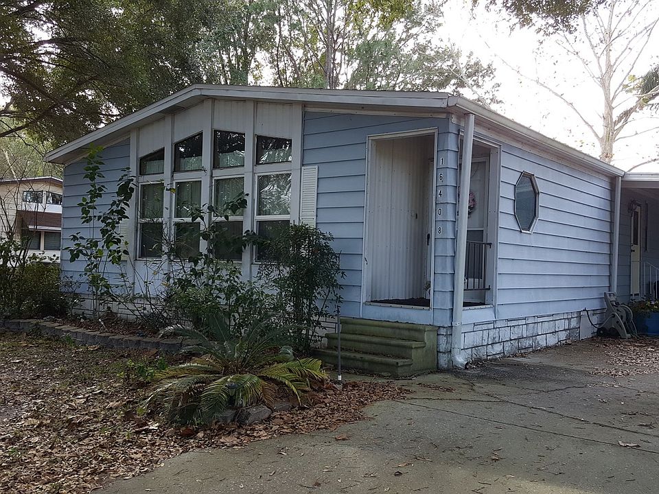 1st image of 16408 Avenida De Lago