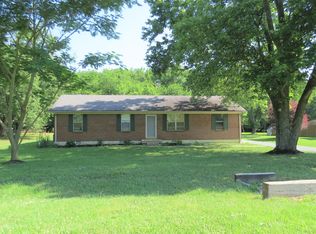 1480 Valley Ridge Dr, Gallatin, TN 37066