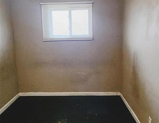 5th image of 10561 Spring Garden Dr