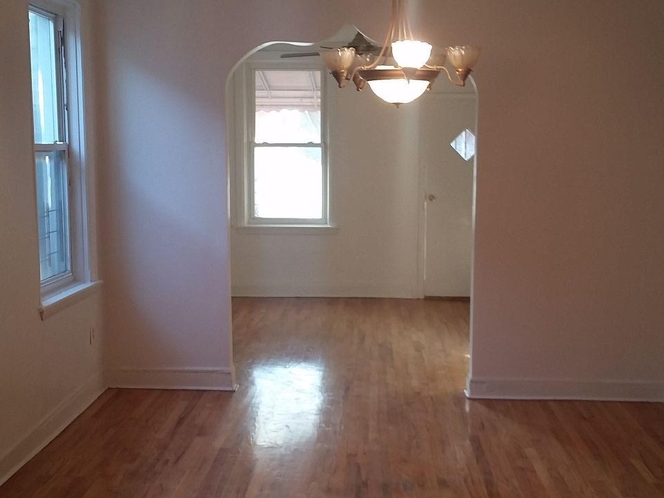 2nd image of 295 Grafton St #2A