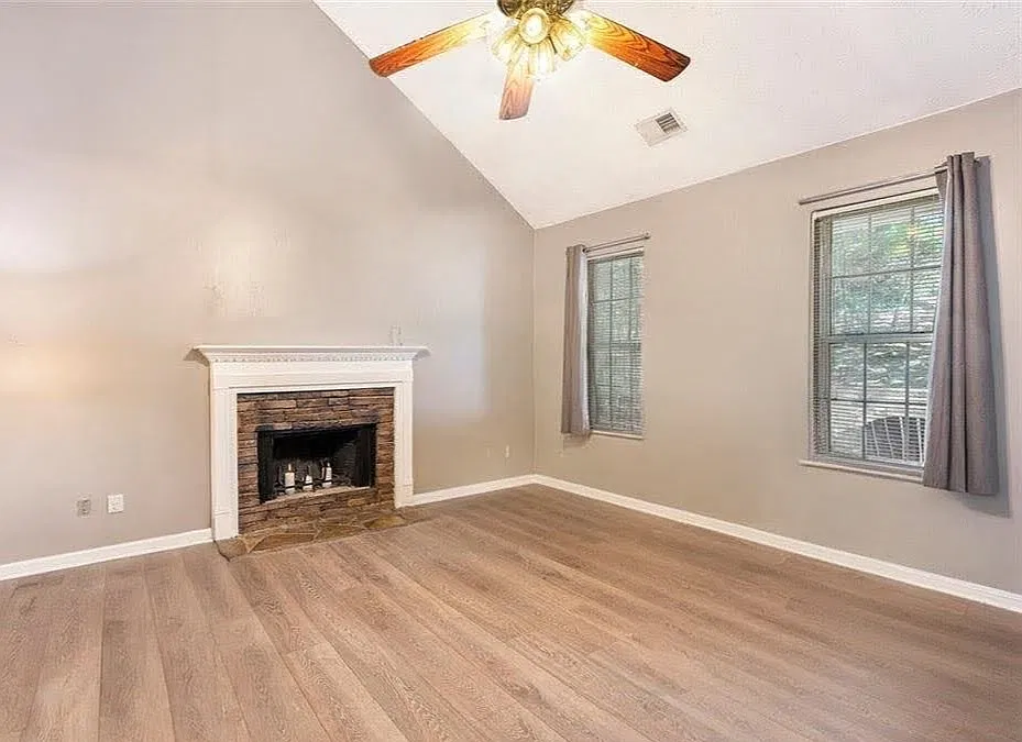 4 bed, 1695 sqft, $2,350 — Photo 4