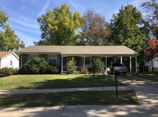 2416 Wesford Dr, Maryland Heights, MO 63043