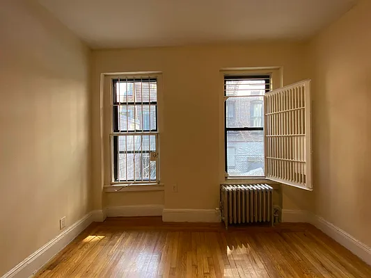 Rented by Urban Real Estate Property Group Inc | media 5