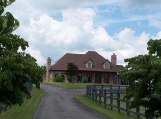 200 Windy Rdg, Milton, WV 25541