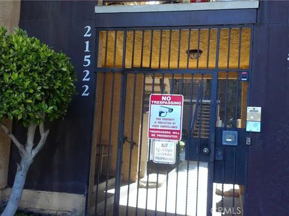 21522 Belshire Ave APT 10, Hawaiian Gardens, CA 90716