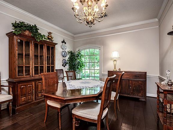 5th image of 3502 Highland Lakes Dr