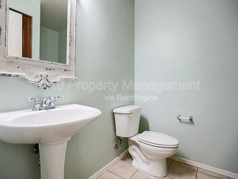 1774 S Seton Ave — Photo 17