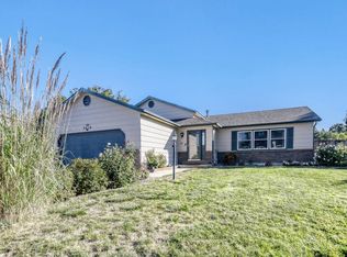 3410 Red Maple Ct, Loveland, CO 80538