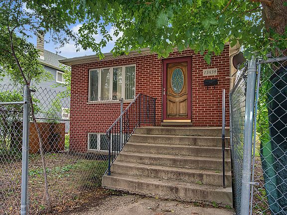 2nd image of 13439 S Brandon Ave