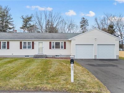 70 Lewis Road, Cheshire, CT, 06410