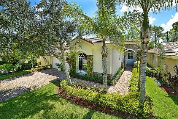 Home For Sale In Osprey Isles