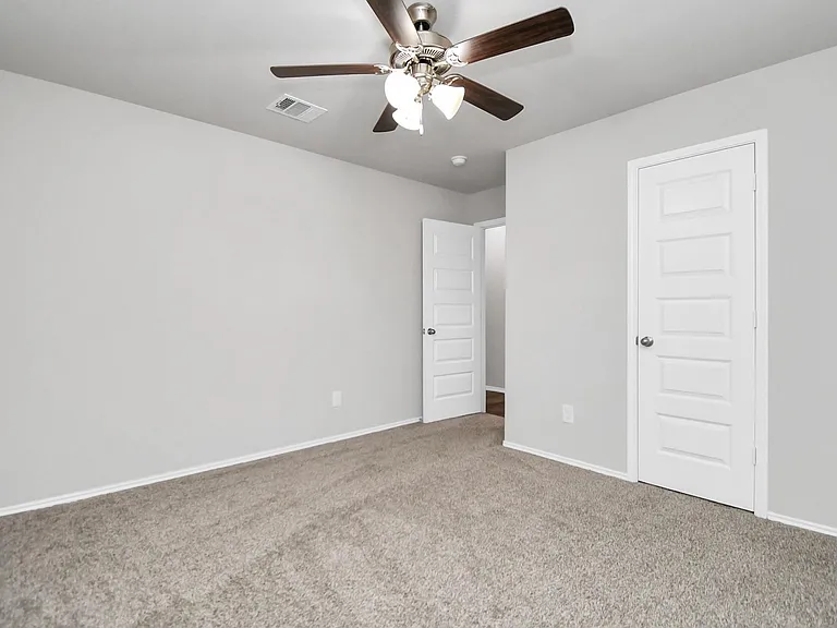 3947 Country Club Dr — Photo 22