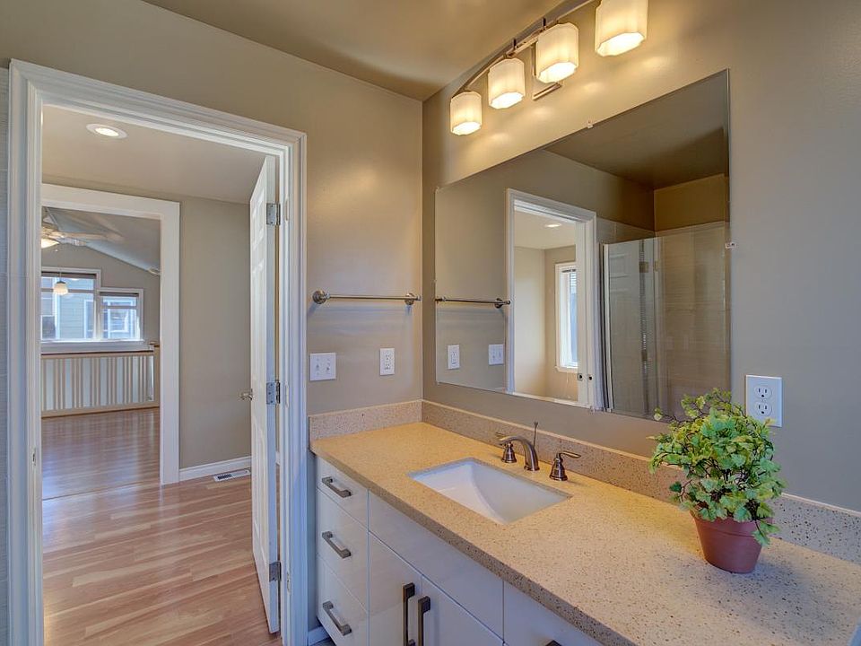1st image of 5217 8th Ave NW #House
