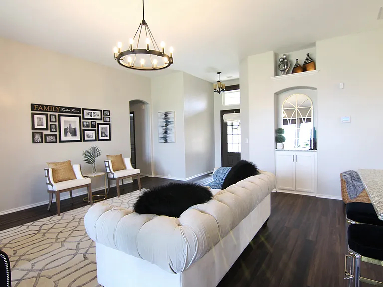16300 Vallejo Pl — Photo 3