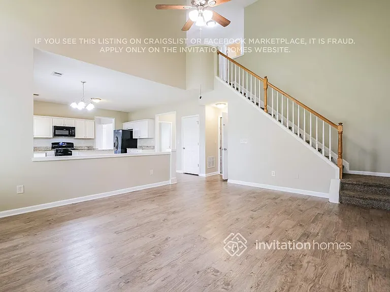 130 Lyndhurst Ct — Photo 5