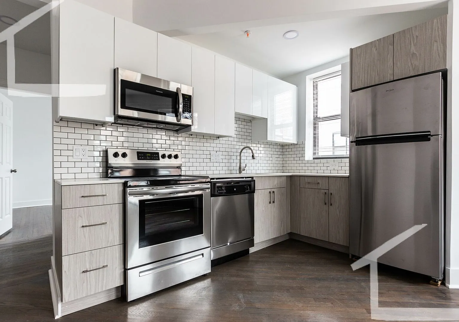 1 Bedroom | 1 Bathroom | $2950 Fenway Apartment — Photo 1