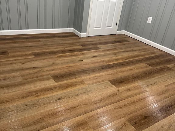 4th image of 306 N Montgomery St #1
