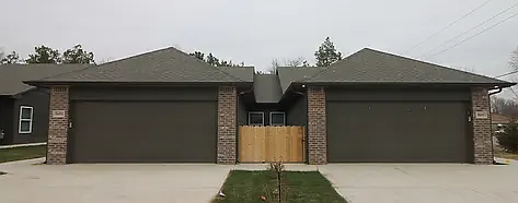 5667 N Meridian Ct