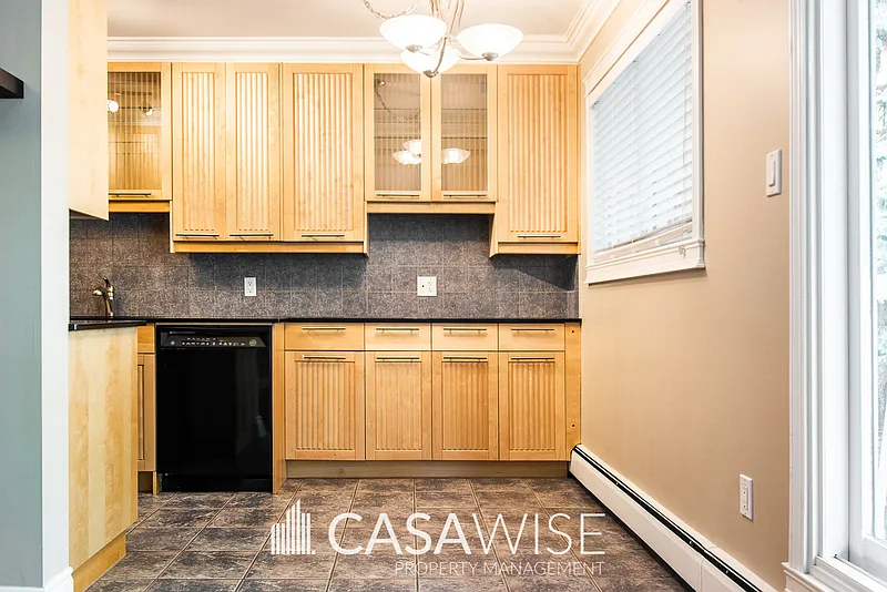 1 bed, 1.0 bath, 600 sqft, $1,350 — Photo 3