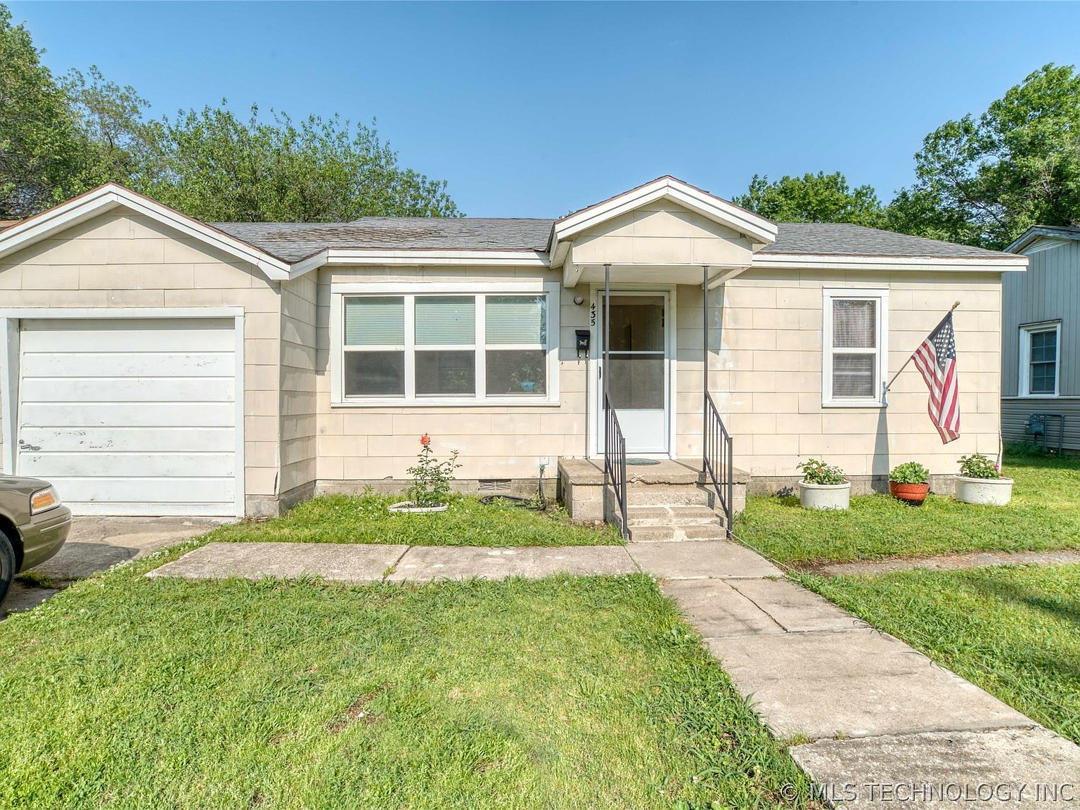 435 S Maple St, Nowata, OK 74048 Zillow