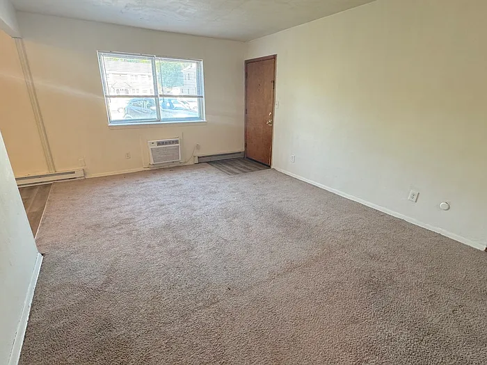 410 Bosley Ave #B — Photo 12