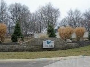 1412 Fox Run Dr #27, Marion, IN 46952