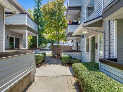 8659 Delridge Way SW #B2, Seattle, WA, 98106