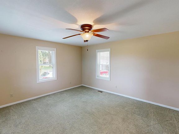 4th image of 2049 Whittaker Dr