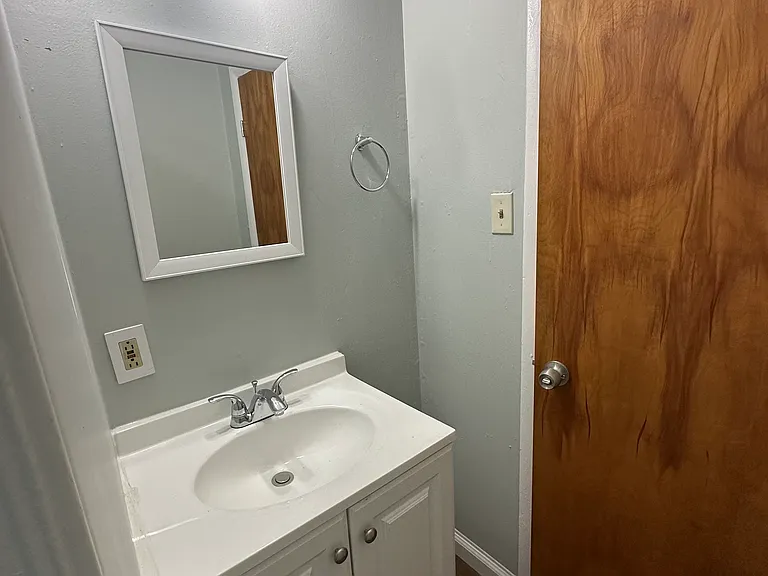 141 Madison Ave #1 — Photo 9