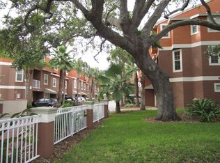 934 Laura St, Clearwater, FL 33755