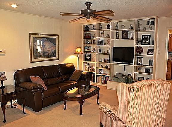 4th image of 2520 Glen Lea Dr