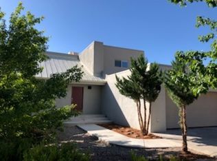 7 Quemazon Pl, Los Alamos, NM 87544