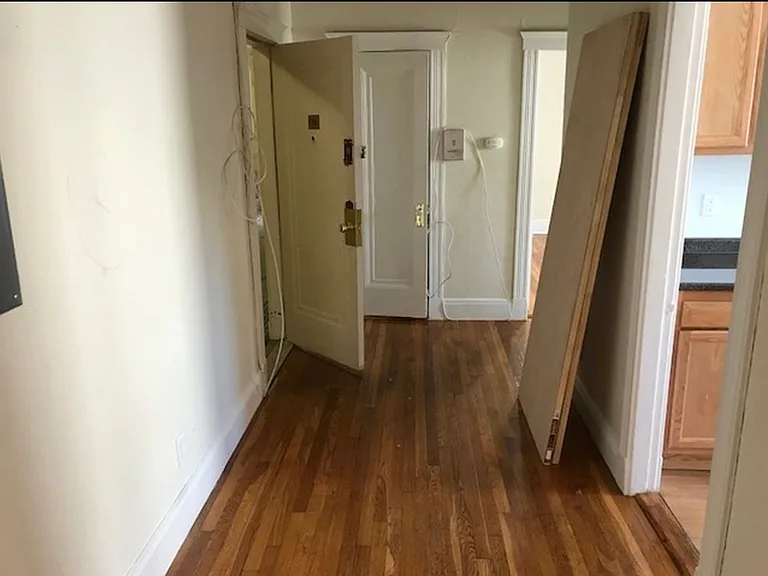 1810 Commonwealth Ave #21 — Photo 5