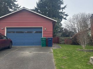 11005 25th Ave SW #B, Seattle, WA 98146