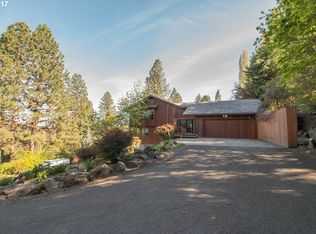 10 Pine Crest Dr, La Grande, OR 97850