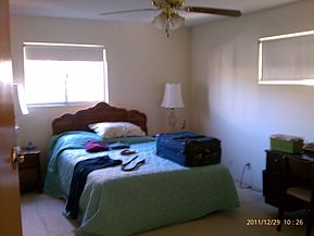 3rd image of 1600 W Montrose Ave