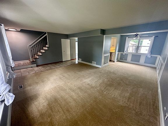 4th image of 1711 Wausau Ln