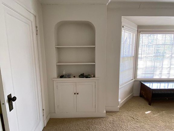 5th image of 316 W 11th Ave