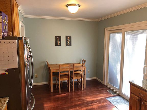 5th image of 44 Bonnie Ln
