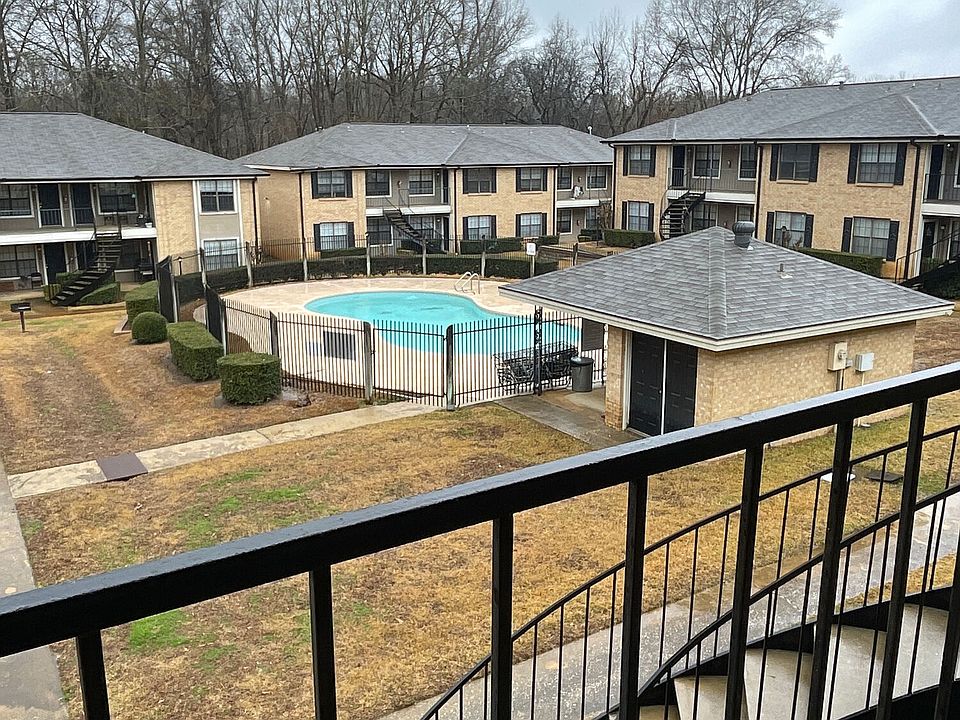 1st image of 4203 NE Stallings Dr #Os-302