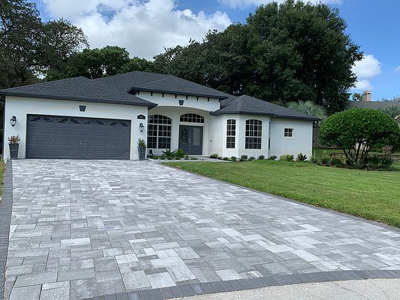 3rd image of 699 Charrice Pl
