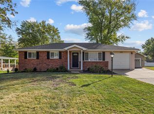 249 Hutchinson Rd, Ballwin, MO 63011
