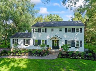 6 Bradshaw Ln, Northport, NY 11768