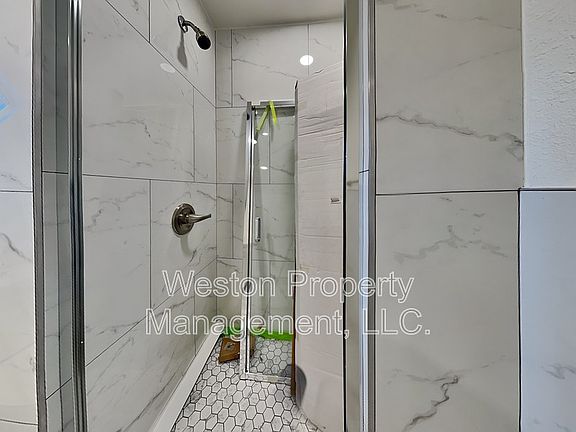 5th image of 8708 Cord Ave