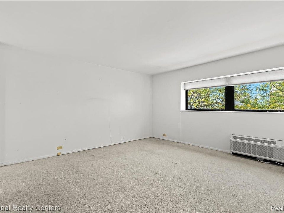 5000 Town Ctr Suite 408, photo 12