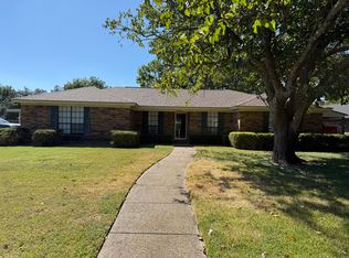812 Hyde Park Blvd, Cleburne, TX 76033