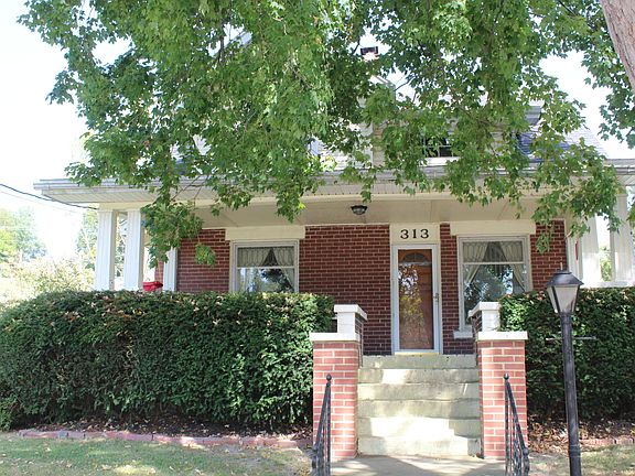 3rd image of 313 E Main St